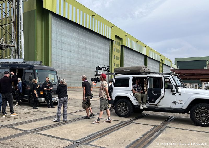 Klappe und Action - Dreharbeiten auf der Volkswerft für Praxis mit Meerblick