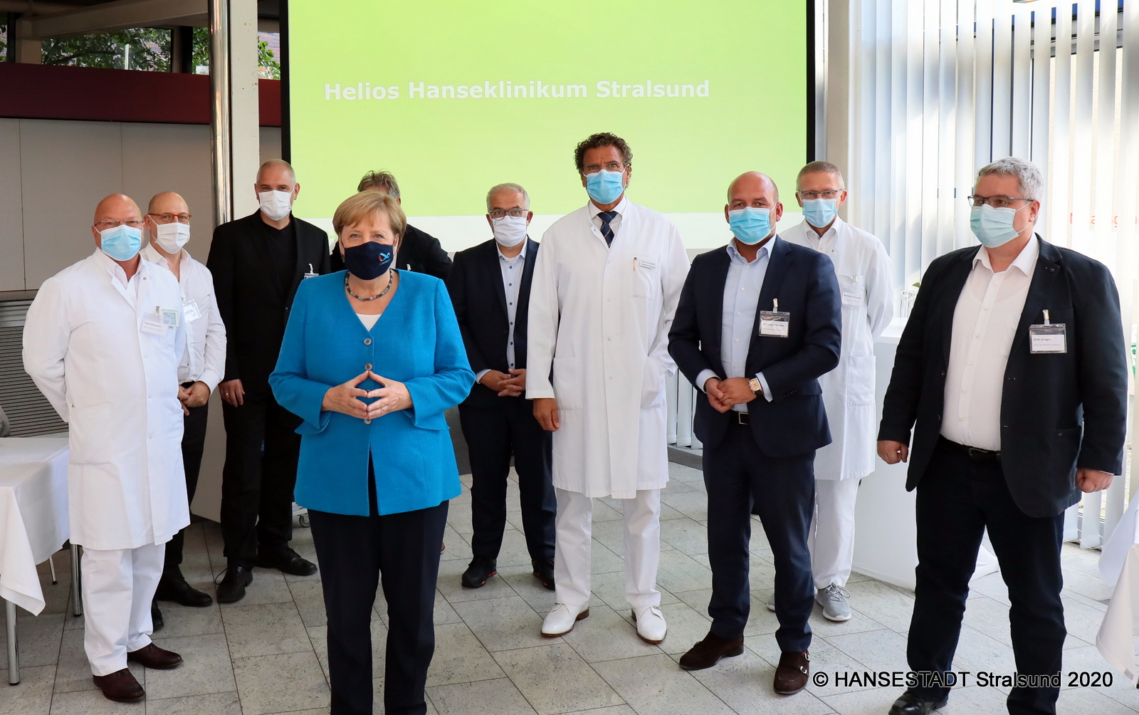 Gruppenbild im HELIOS Hanse-Klinikum