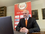 Oberbürgermeister Alexander Badrow während der Video-Pressekonferenz