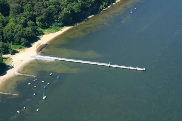 Seebrücke Devin aus der Luft © Ralf Lehm